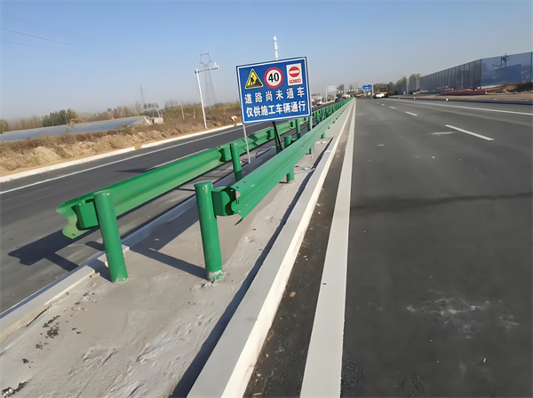 淮南公路护栏守护安全横跨多个行业的应用